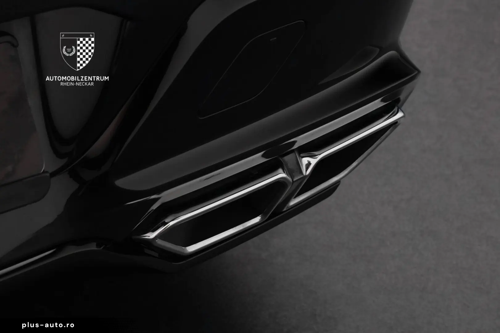 BMW M760 e xDrive Pano Innovation Komfort Iconic