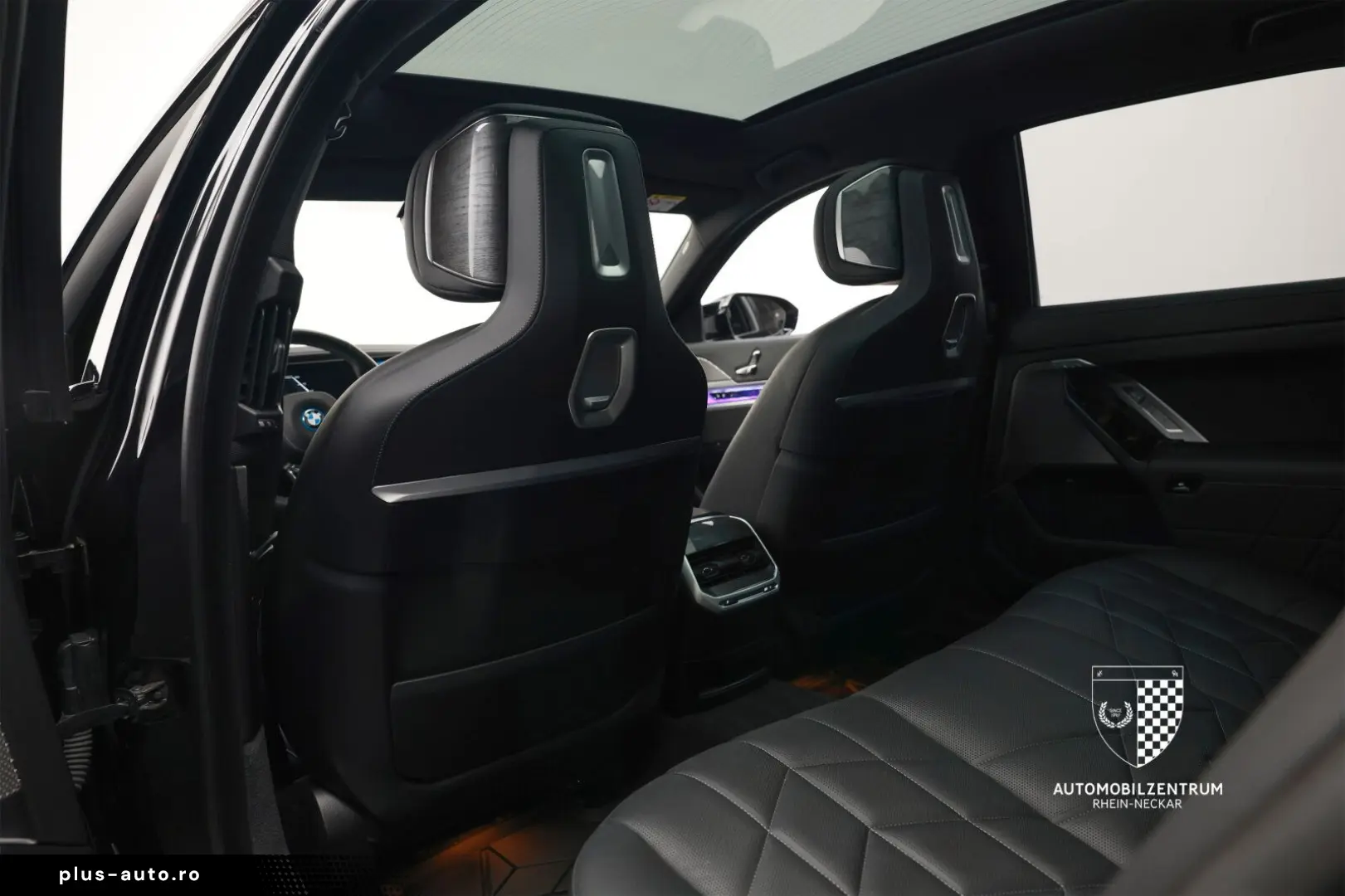 BMW M760 e xDrive Pano Innovation Komfort Iconic