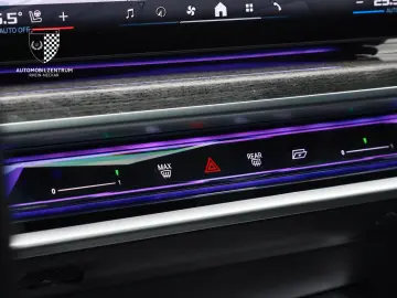 BMW M760 e xDrive Pano Innovation Komfort Iconic