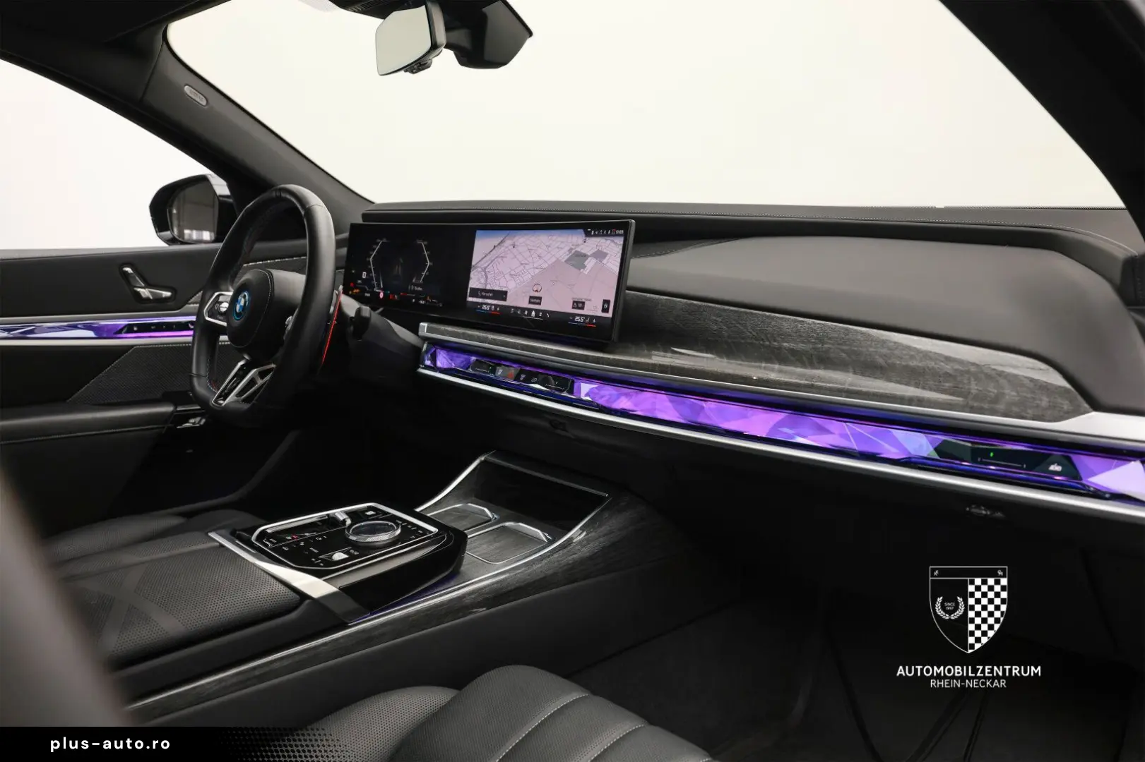 BMW M760 e xDrive Pano Innovation Komfort Iconic