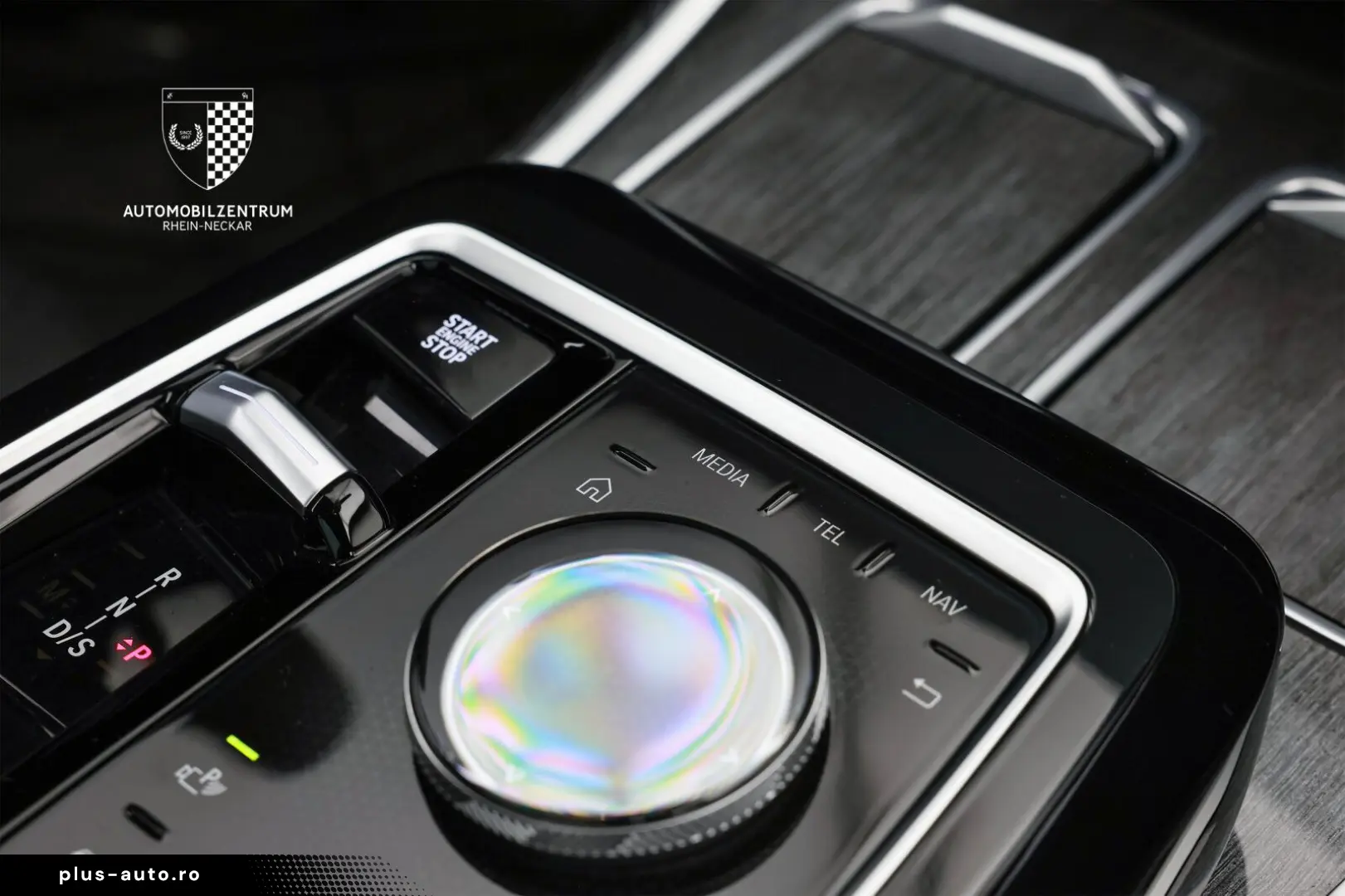 BMW M760 e xDrive Pano Innovation Komfort Iconic