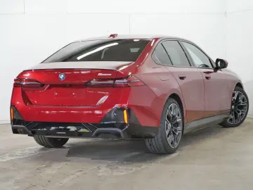 BMW 550e xDrive Limousine M Sport Pro HK HiFi DAB