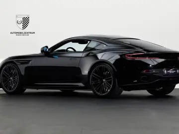 ASTON MARTIN DB12 Coupe FullCarbon Bowers&Wilkins Keramik