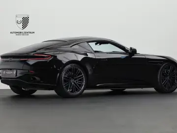 ASTON MARTIN DB12 Coupe FullCarbon Bowers&Wilkins Keramik