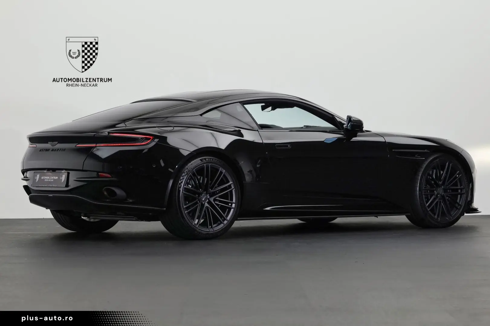 ASTON MARTIN DB12 Coupe FullCarbon Bowers&Wilkins Keramik