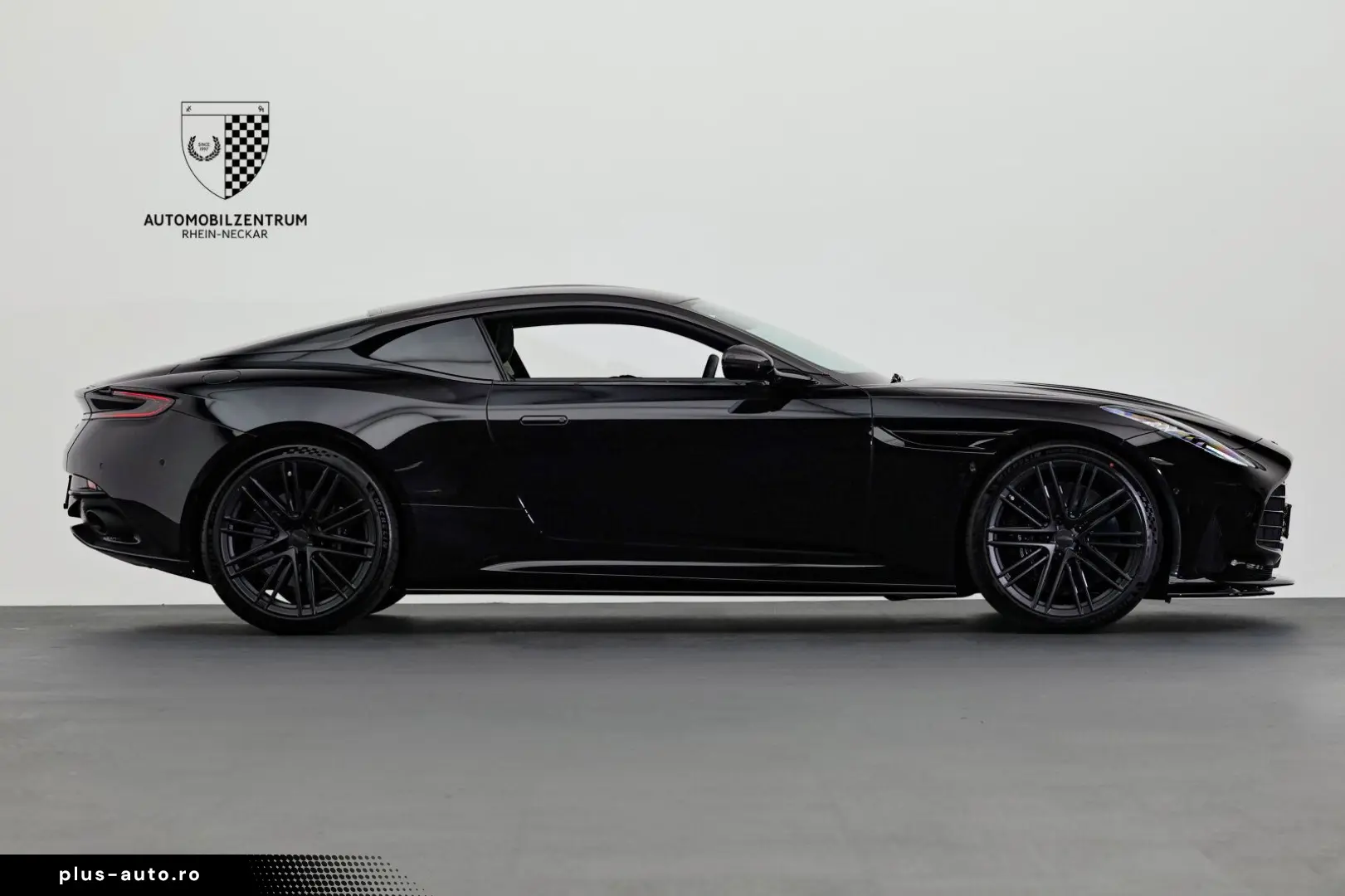 ASTON MARTIN DB12 Coupe FullCarbon Bowers&Wilkins Keramik