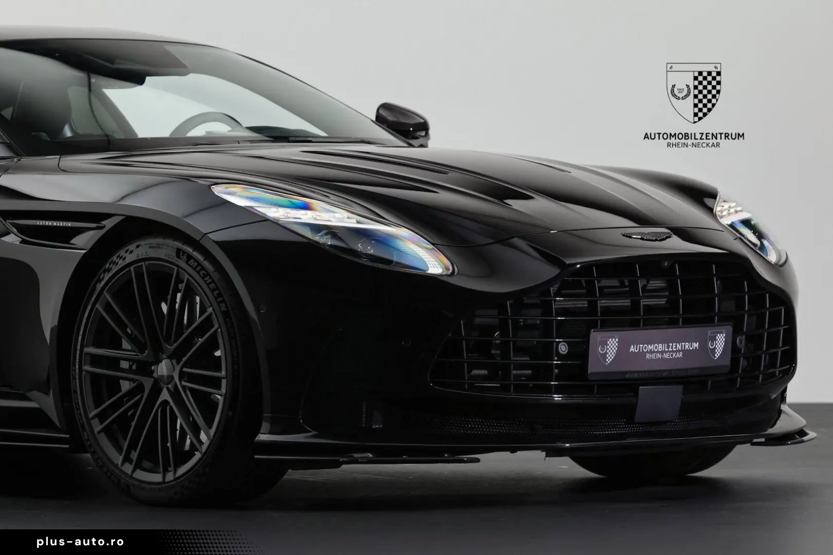 ASTON MARTIN DB12 Coupe FullCarbon Bowers&Wilkins Keramik
