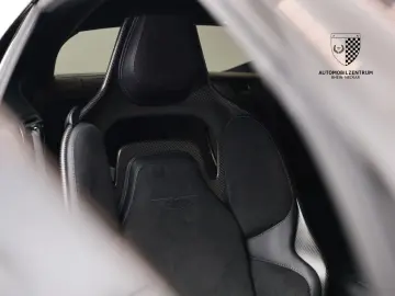 ASTON MARTIN DB12 Coupe FullCarbon Bowers&Wilkins Keramik