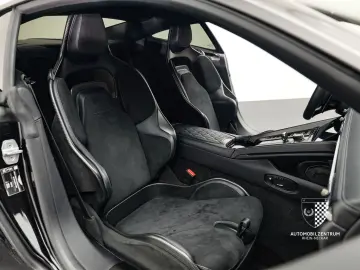 ASTON MARTIN DB12 Coupe FullCarbon Bowers&Wilkins Keramik