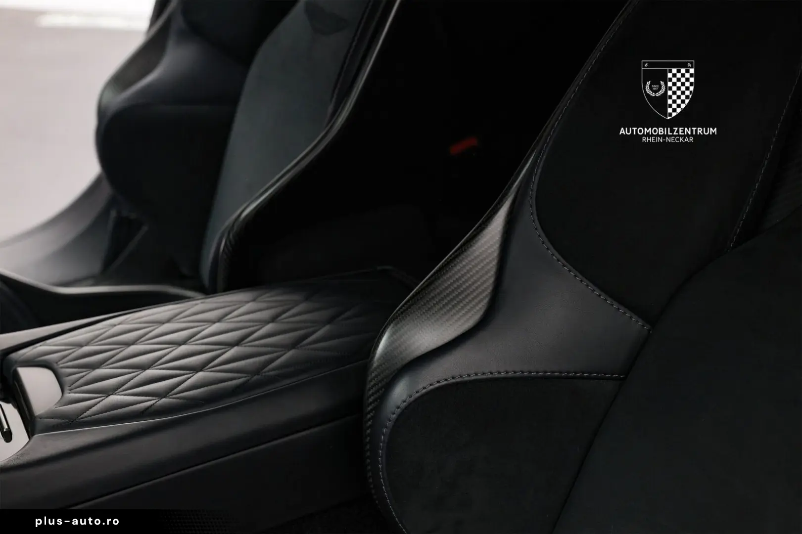 ASTON MARTIN DB12 Coupe FullCarbon Bowers&Wilkins Keramik