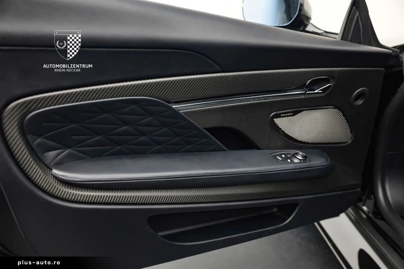 ASTON MARTIN DB12 Coupe FullCarbon Bowers&Wilkins Keramik