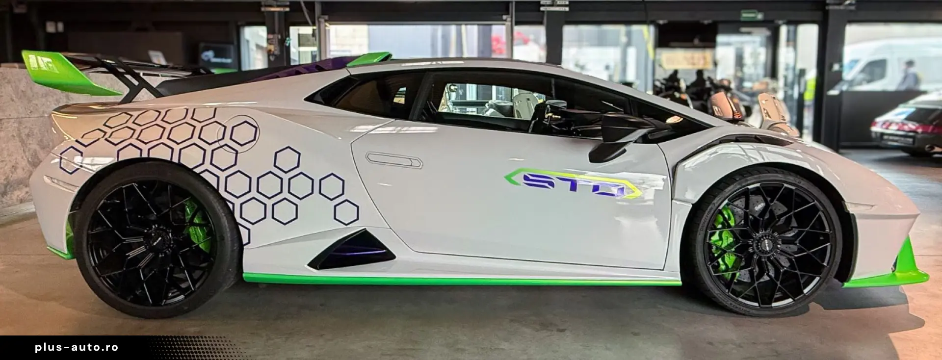LAMBORGHINI Huracán STO-1.HAND-GARANTIE-KLAPPE-SCHALENSITZE