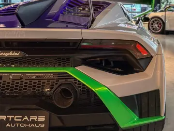 LAMBORGHINI Huracán STO-1.HAND-GARANTIE-KLAPPE-SCHALENSITZE