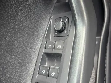 Vw Jetta 1.6tdi 2018 Euro6 Aer conditionat Comenzi volan