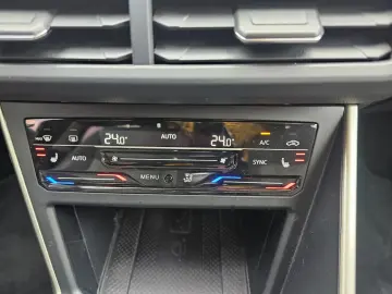 Vw Jetta 1.6tdi 2018 Euro6 Aer conditionat Comenzi volan