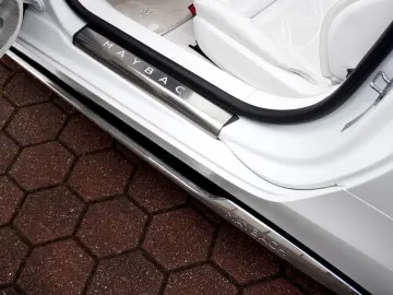 MAYBACH SL 680 MAYBACH MONOGRAM SERIES WHITE AMBIENCE