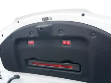 MAYBACH SL 680 MAYBACH MONOGRAM SERIES WHITE AMBIENCE