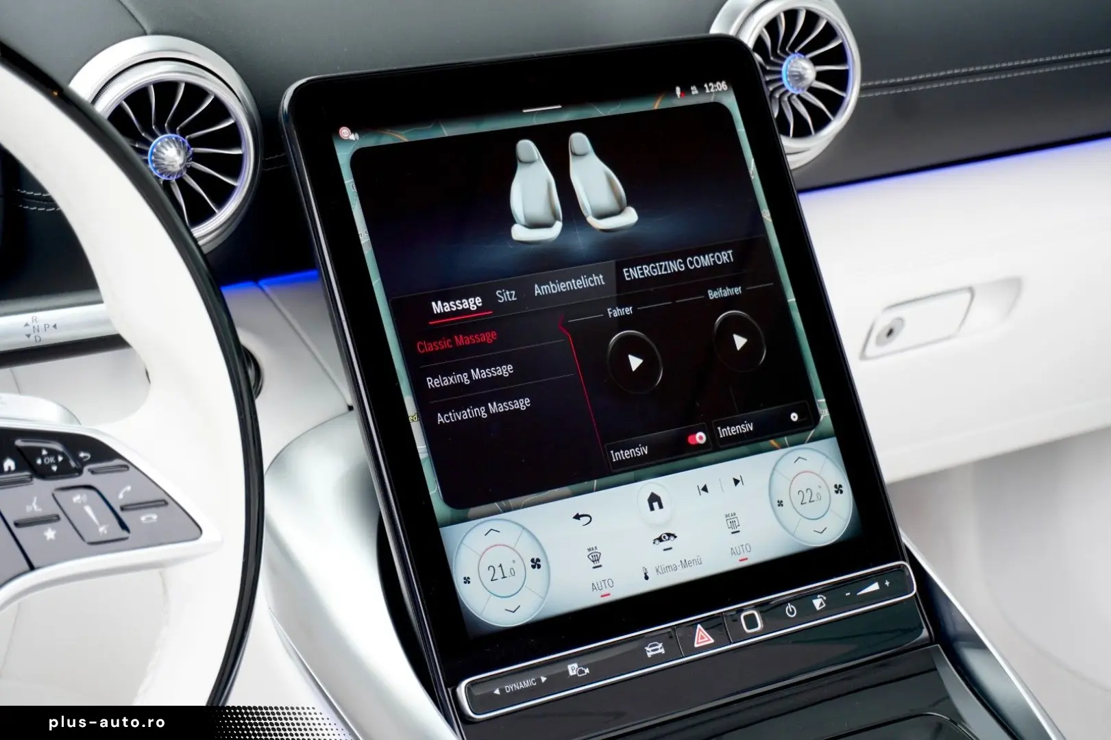 MAYBACH SL 680 MAYBACH MONOGRAM SERIES WHITE AMBIENCE