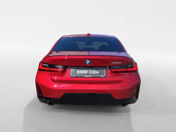 BMW 330e M-SPORT-PRO