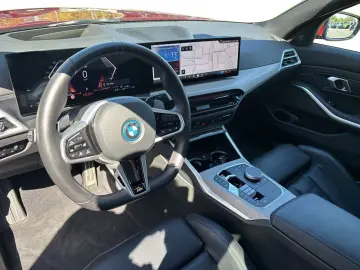 BMW 330e M-SPORT-PRO