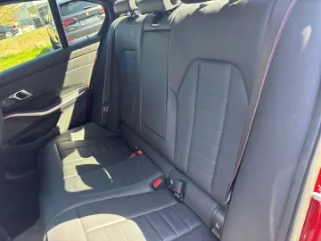 BMW 330e M-SPORT-PRO