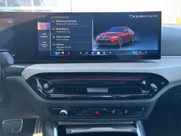 BMW 330e M-SPORT-PRO