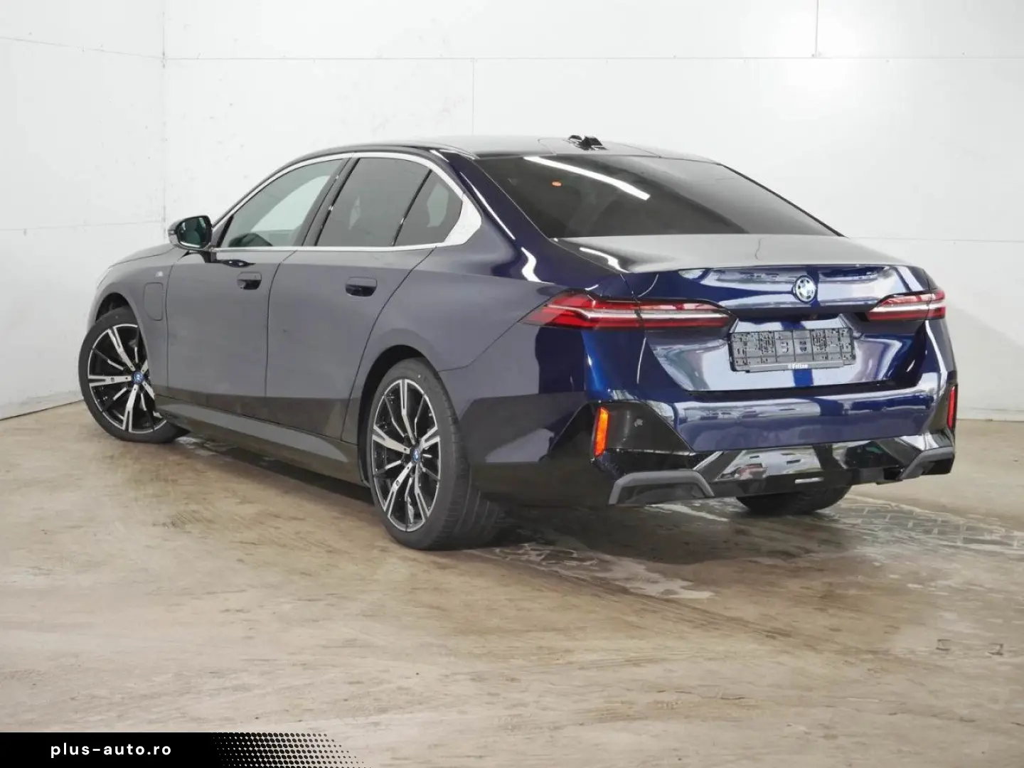 BMW 550e M Sport ACC IntAkt.Pano.Icon.Sitzbel.360H K