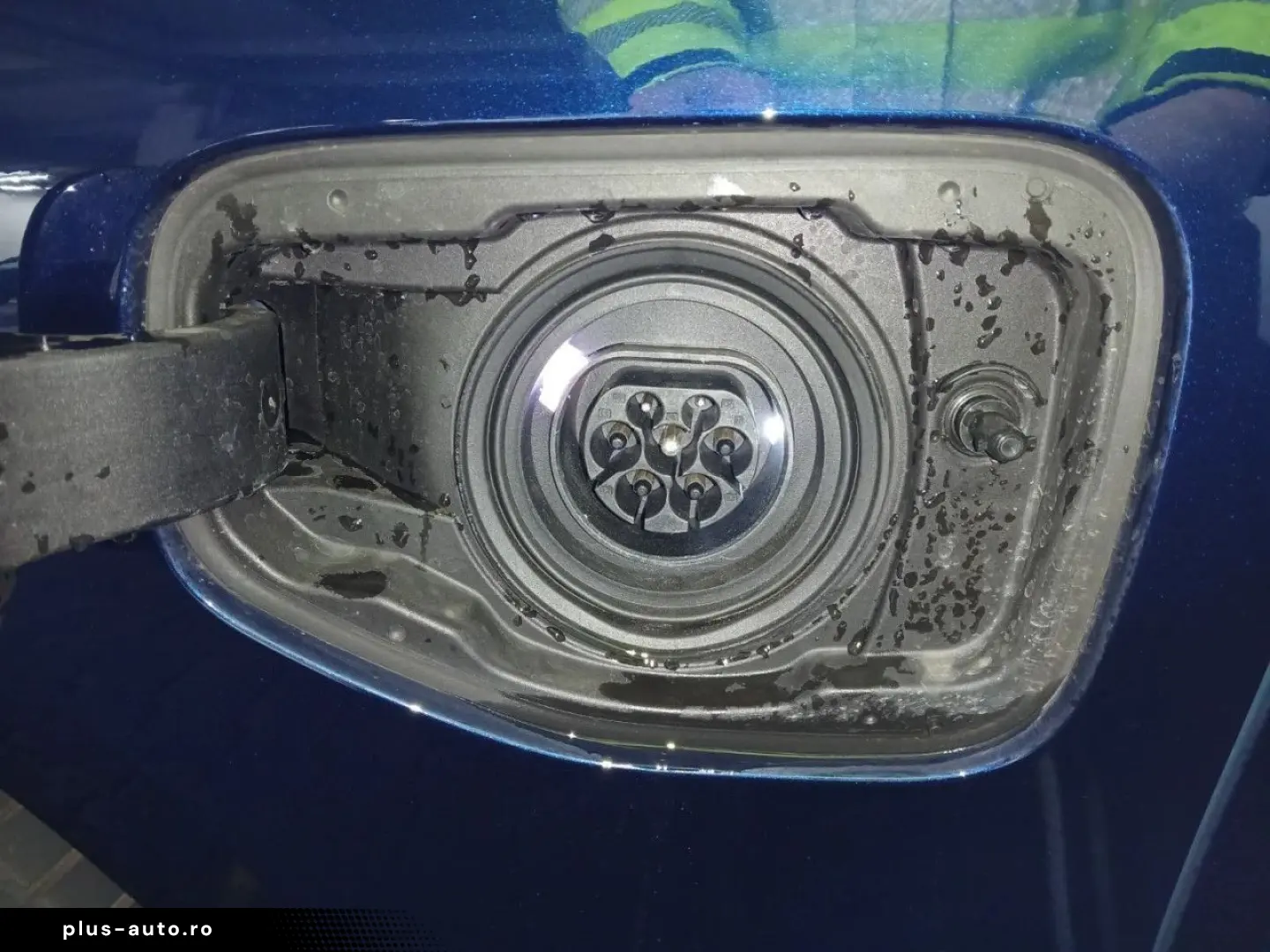 BMW 550e M Sport ACC IntAkt.Pano.Icon.Sitzbel.360H K