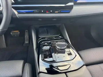 BMW 520d xDrive Touring M Sport Pro AHK Inno Comfort