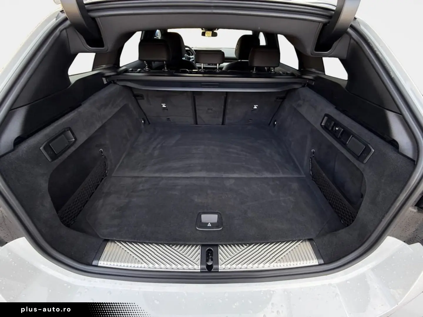 BMW 520d Touring M Sport Pro AHK Inno Travel Comfort