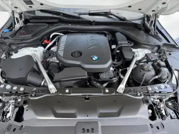 BMW 520d Touring M Sport Pro AHK Inno Travel Comfort