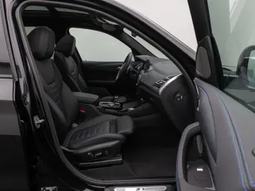 BMW X3 xD30i  M Sport Panorama Laser 360 HUD DAB H K