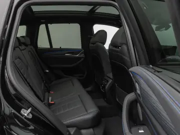 BMW X3 xD30i  M Sport Panorama Laser 360 HUD DAB H K