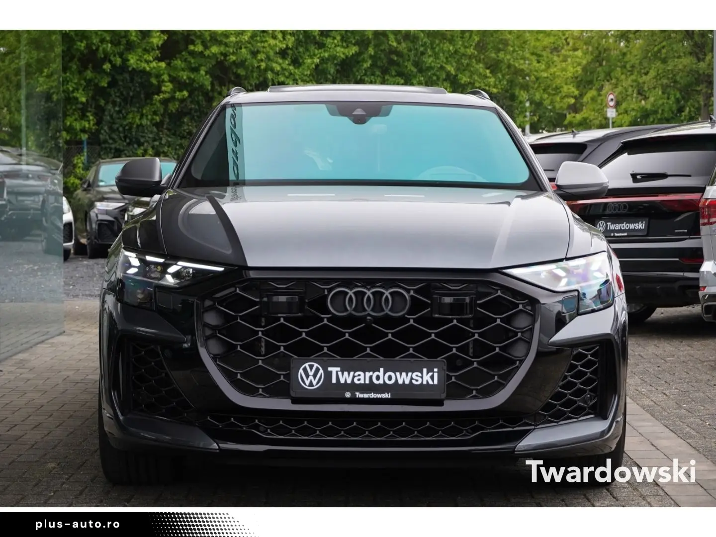 AUDI RSQ8 Performance Matrix Keramik HUD AHK 305 KMH