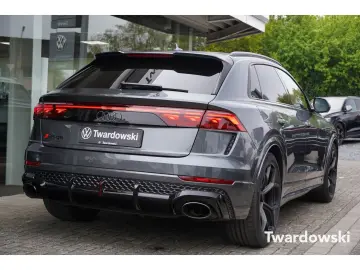 AUDI RSQ8 Performance Matrix Keramik HUD AHK 305 KMH