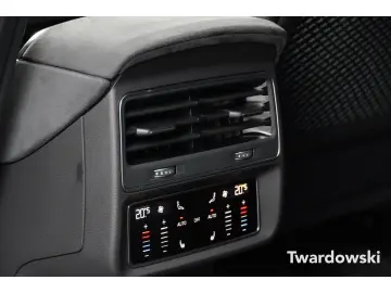 AUDI RSQ8 Performance Matrix Keramik HUD AHK 305 KMH