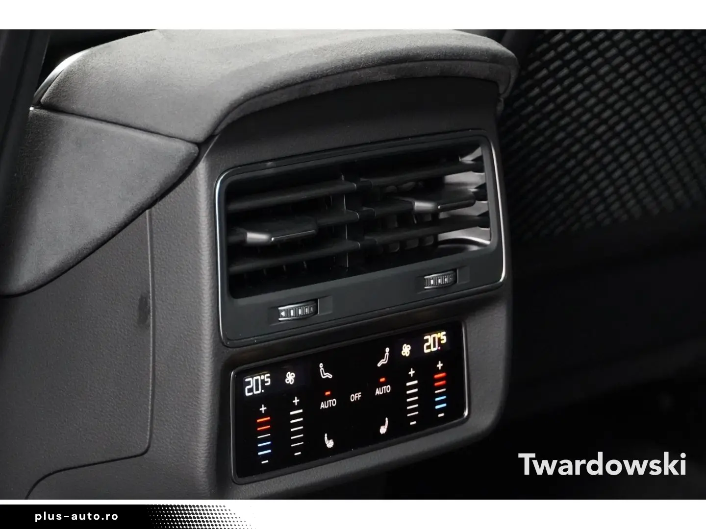 AUDI RSQ8 Performance Matrix Keramik HUD AHK 305 KMH