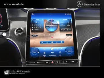 MERCEDES-BENZ GLC 220d 4M 3 99% AMG LED AHK DISTRONIC Memory