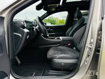 MERCEDES-BENZ GLC 300 d 4M  AMG  AHK  Panodach  360   Standh