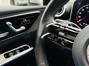 MERCEDES-BENZ GLC 300 d 4M  AMG  AHK  Panodach  360   Standh