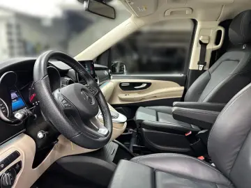 MERCEDES-BENZ Marco Polo 300 d 4MATIC EDITION AMG Sc…