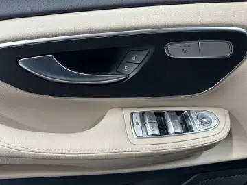 MERCEDES-BENZ Marco Polo 300 d 4MATIC EDITION AMG Sc…