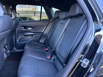 MERCEDES-BENZ GLC 300 d 4M AMG Line Premium Fahrass …