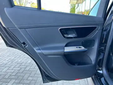 MERCEDES-BENZ GLC 300 d 4M AMG Line Premium Fahrass …