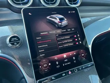 MERCEDES-BENZ GLC 300 d 4M AMG Line Premium Fahrass …