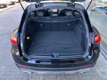 MERCEDES-BENZ GLC 300 d 4M AMG Line Premium Fahrass …