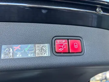 MERCEDES-BENZ GLC 300 d 4M AMG Line Premium Fahrass …