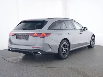 MERCEDES-BENZ E 300 de 4M T AMG Night Digital Supers…