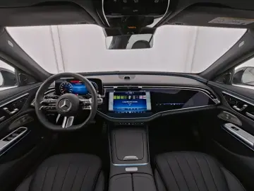 MERCEDES-BENZ E 300 de 4M T AMG Night Digital Supers…