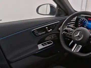 MERCEDES-BENZ E 300 de 4M T AMG Night Digital Supers…